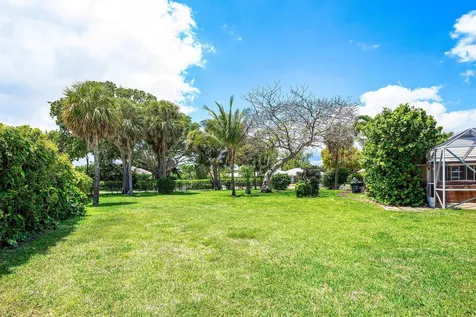 920 Emerald Row Gulf Stream FL 33483
