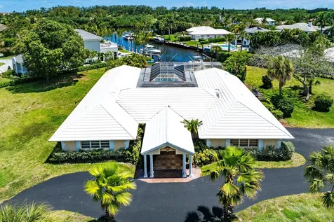 920 Emerald Row Gulf Stream FL 33483