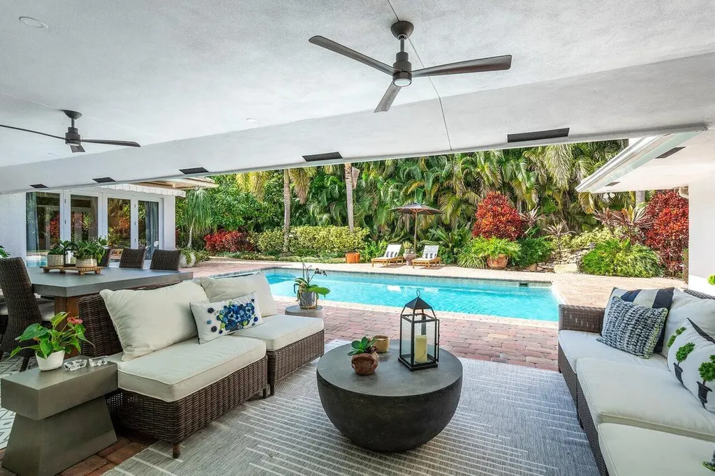 3765 Kings Way Boca Raton FL 33434