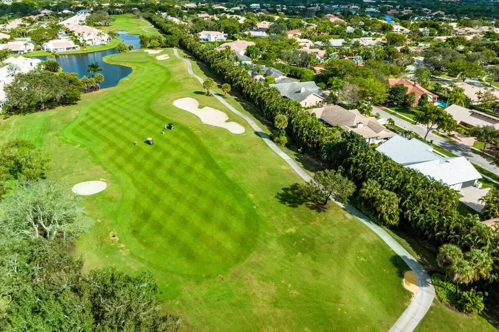 3765 Kings Way Boca Raton FL 33434