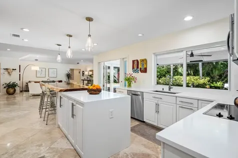 3765 Kings Way Boca Raton FL 33434