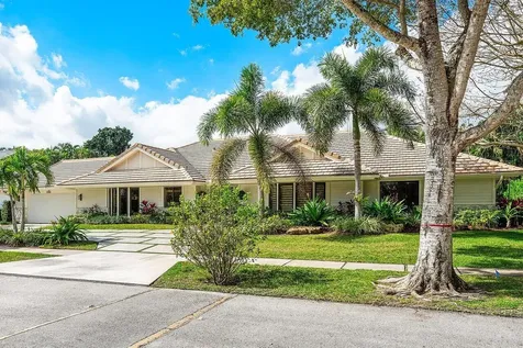 3765 Kings Way Boca Raton FL 33434