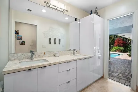 3765 Kings Way Boca Raton FL 33434