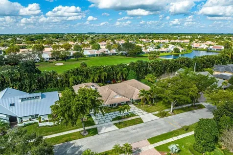 3765 Kings Way Boca Raton FL 33434