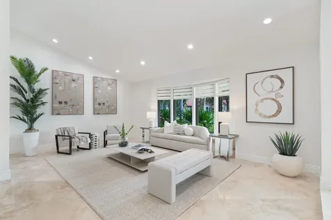 3765 Kings Way Boca Raton FL 33434