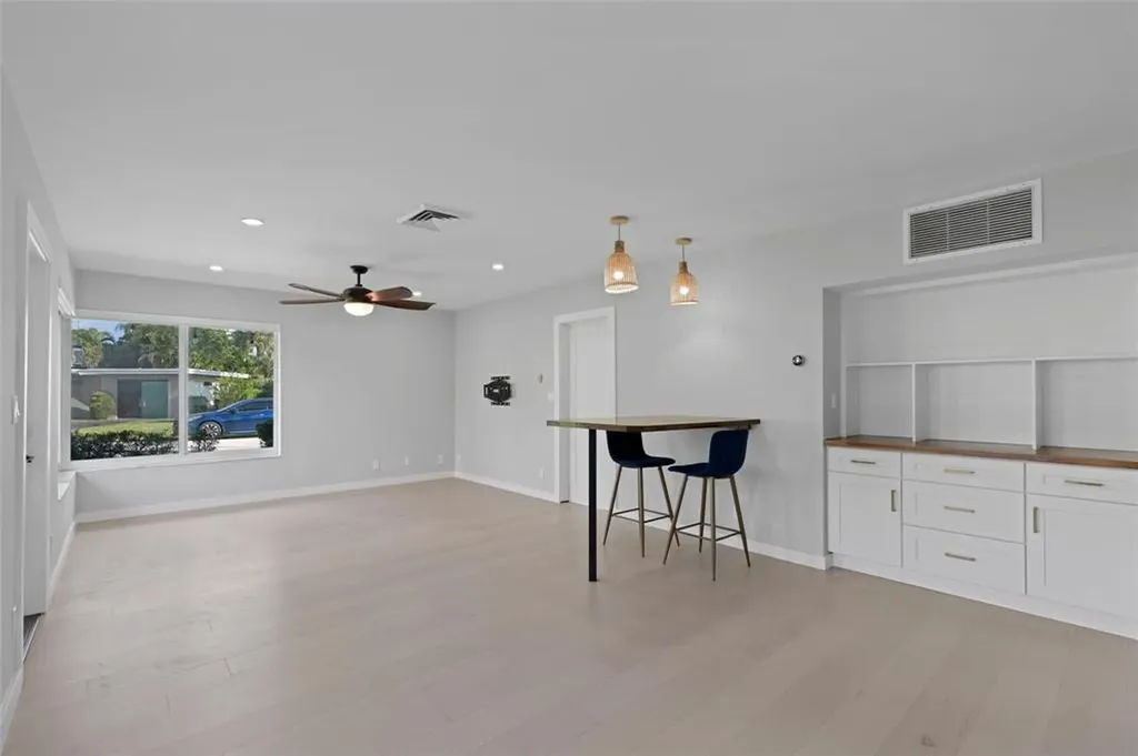 2000 SE 26th Avenue Fort Lauderdale FL 33316