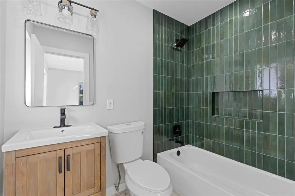 2000 SE 26th Avenue Fort Lauderdale FL 33316