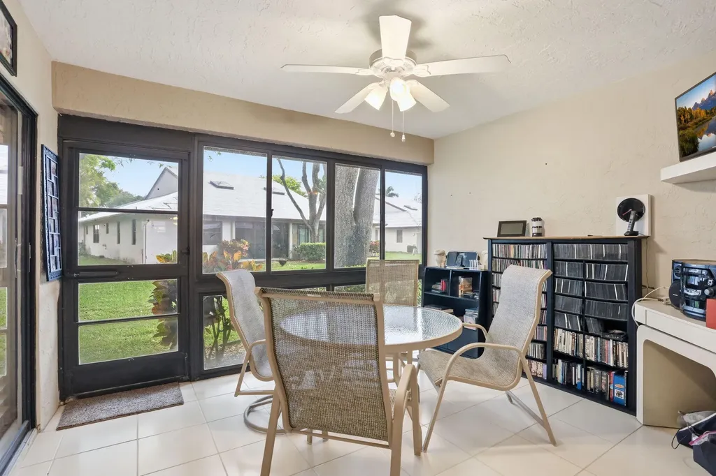 6329 Royal Manor Circle Delray Beach FL 33484