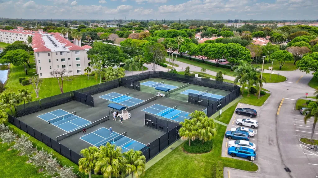 6329 Royal Manor Circle Delray Beach FL 33484