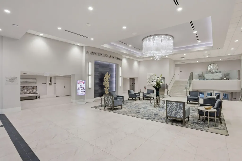 6329 Royal Manor Circle Delray Beach FL 33484