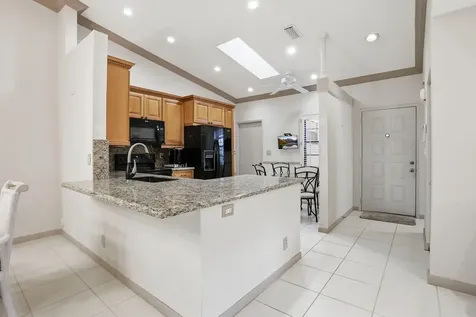 6329 Royal Manor Circle Delray Beach FL 33484