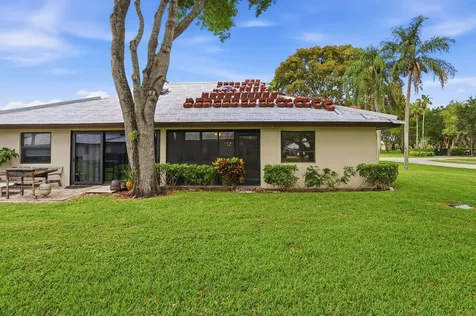 6329 Royal Manor Circle Delray Beach FL 33484