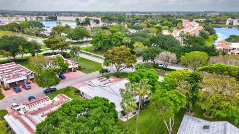 6329 Royal Manor Circle Delray Beach FL 33484