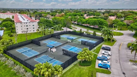 6329 Royal Manor Circle Delray Beach FL 33484