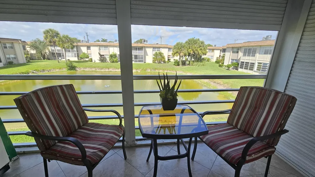 504 Davis Road Palm Springs FL 33461
