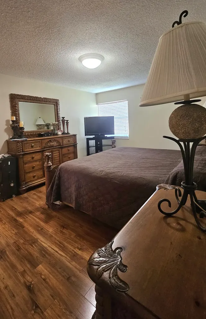 504 Davis Road Palm Springs FL 33461