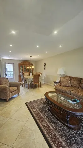 504 Davis Road Palm Springs FL 33461