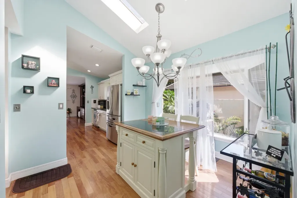 9924 NW 3rd Place Coral Springs FL 33071