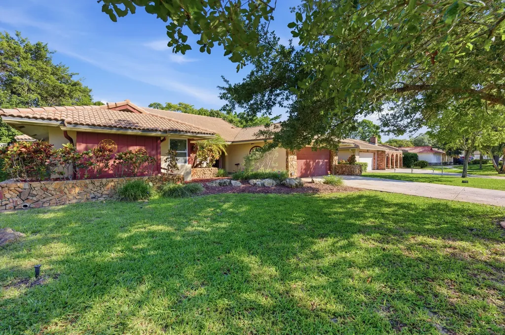 9924 NW 3rd Place Coral Springs FL 33071