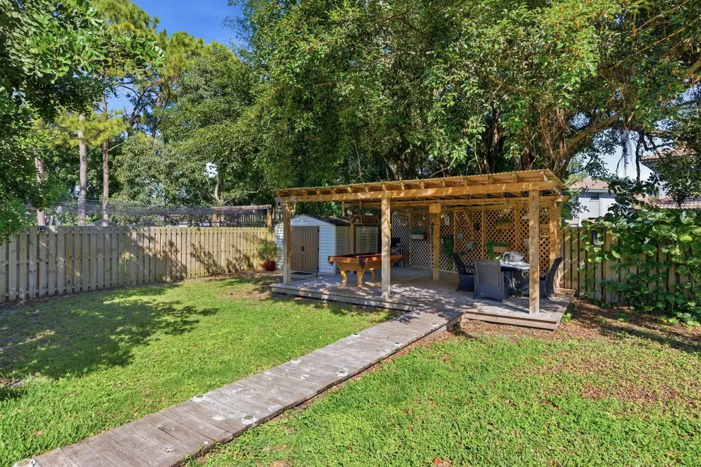 9924 NW 3rd Place Coral Springs FL 33071