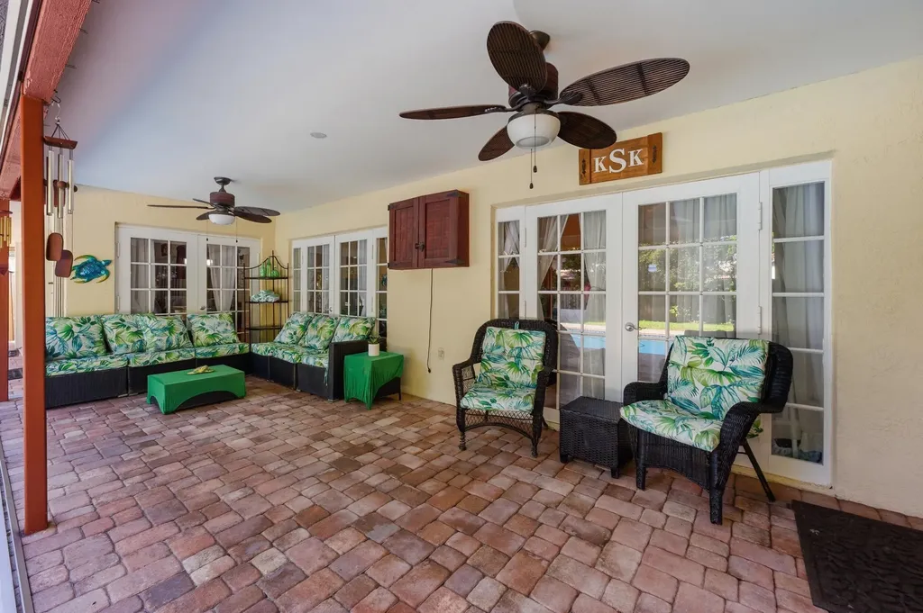 9924 NW 3rd Place Coral Springs FL 33071
