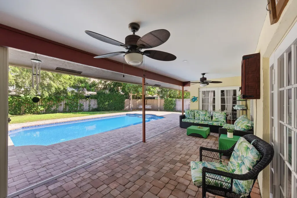 9924 NW 3rd Place Coral Springs FL 33071
