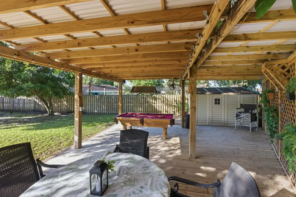 9924 NW 3rd Place Coral Springs FL 33071