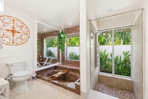 9924 NW 3rd Place Coral Springs FL 33071