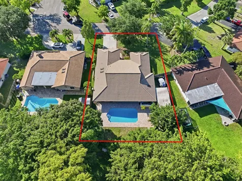 9924 NW 3rd Place Coral Springs FL 33071