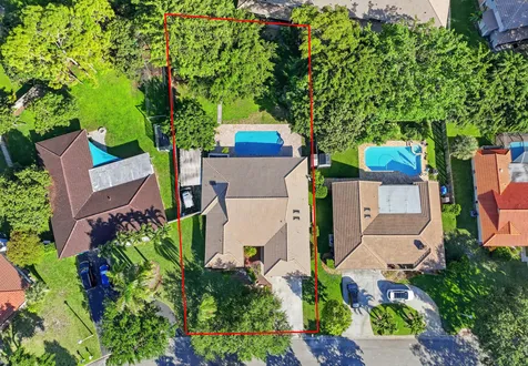 9924 NW 3rd Place Coral Springs FL 33071