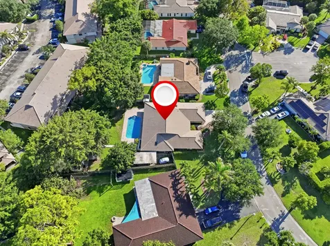 9924 NW 3rd Place Coral Springs FL 33071
