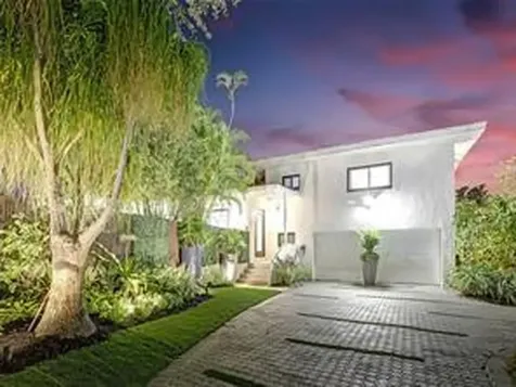 18560 NE 20th Court North Miami Beach FL 33179