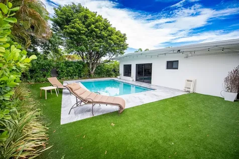 18560 NE 20th Court North Miami Beach FL 33179