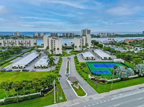 19800 Sandpointe Bay Drive Tequesta FL 33469