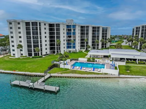 19800 Sandpointe Bay Drive Tequesta FL 33469