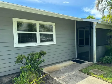 9033 SE Hobe Ridge Avenue Hobe Sound FL 33455