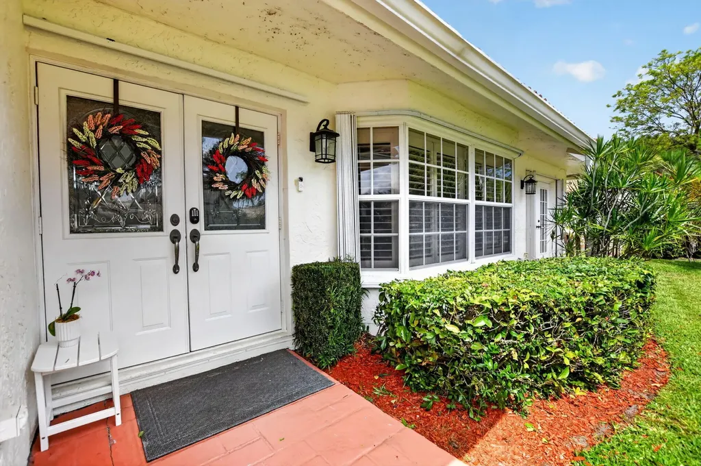 749 Camino Lakes Circle Boca Raton FL 33486