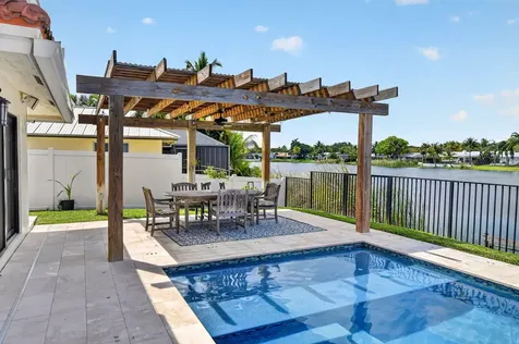 749 Camino Lakes Circle Boca Raton FL 33486