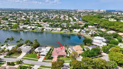 749 Camino Lakes Circle Boca Raton FL 33486