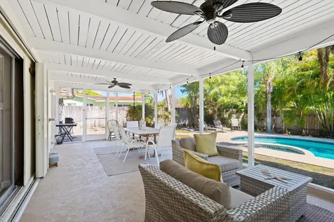 806 SE 9th Avenue Deerfield Beach FL 33441