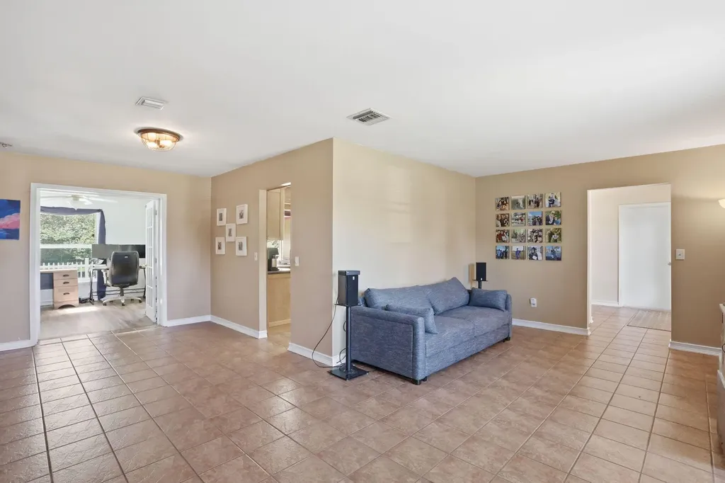 128 Barberton Road Lake Worth FL 33467