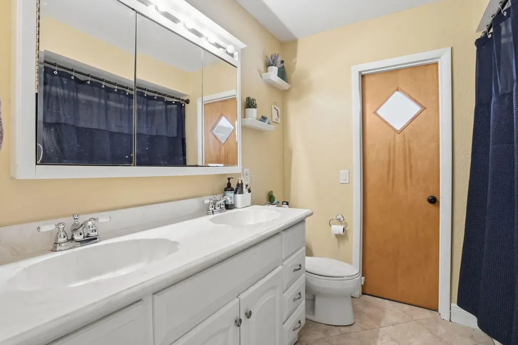 128 Barberton Road Lake Worth FL 33467