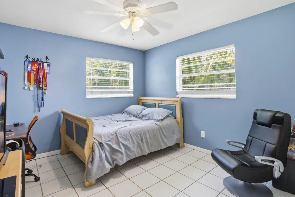 128 Barberton Road Lake Worth FL 33467
