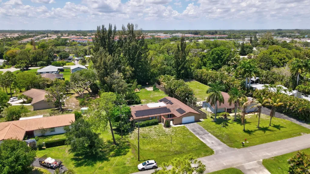 128 Barberton Road Lake Worth FL 33467