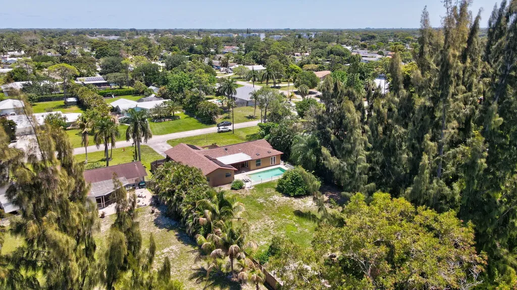 128 Barberton Road Lake Worth FL 33467