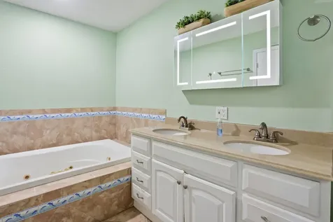 128 Barberton Road Lake Worth FL 33467