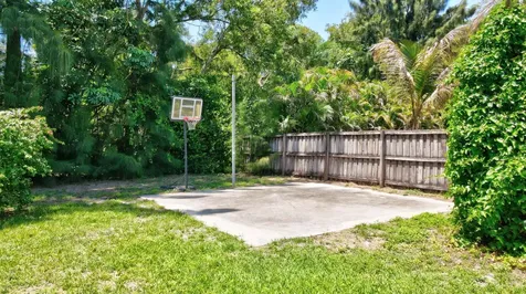 128 Barberton Road Lake Worth FL 33467