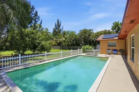 128 Barberton Road Lake Worth FL 33467