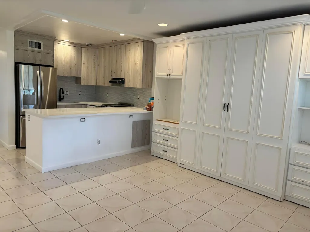 223 Coventry J West Palm Beach FL 33417