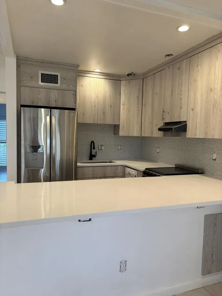 223 Coventry J West Palm Beach FL 33417